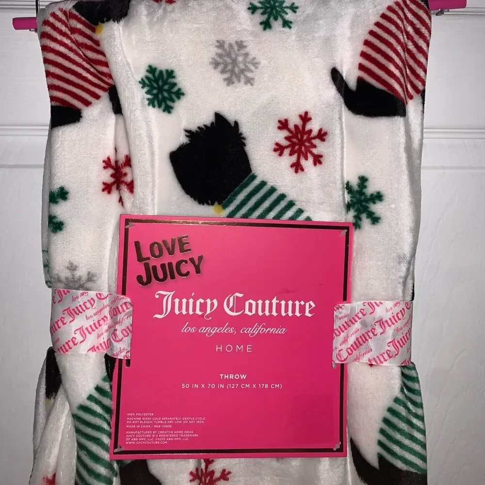 White Christmas Dog Snowflake Juicy Throw Blanket